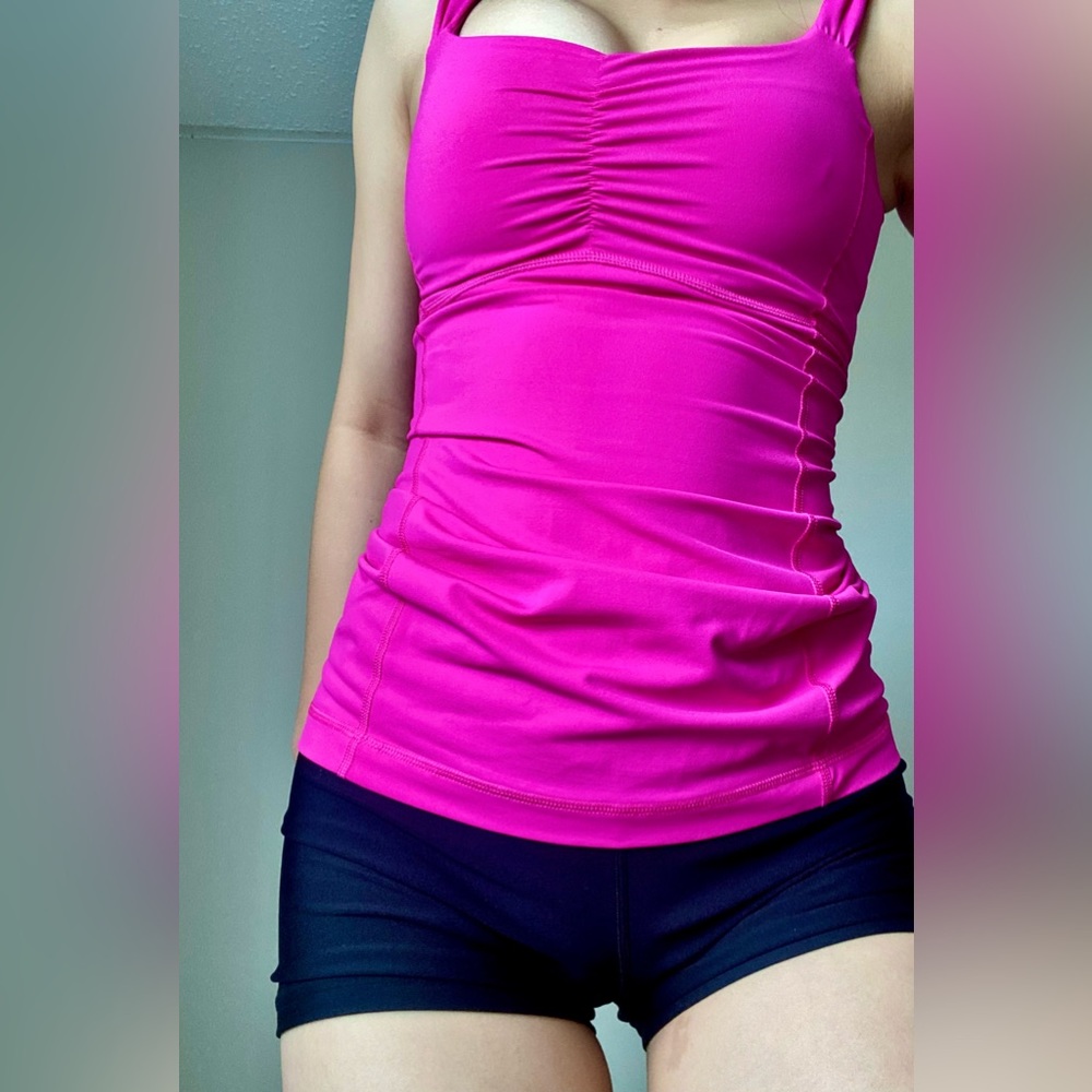 Magenta LuLuLemon tank top